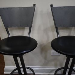 Set of 2 barstools