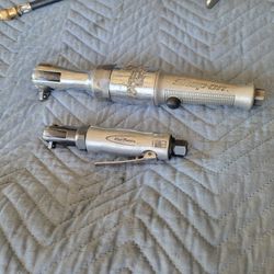 Two Snap-on Ratches 3/8 And 1/4"
