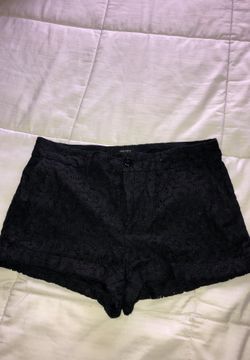 Forever 21 lace shorts