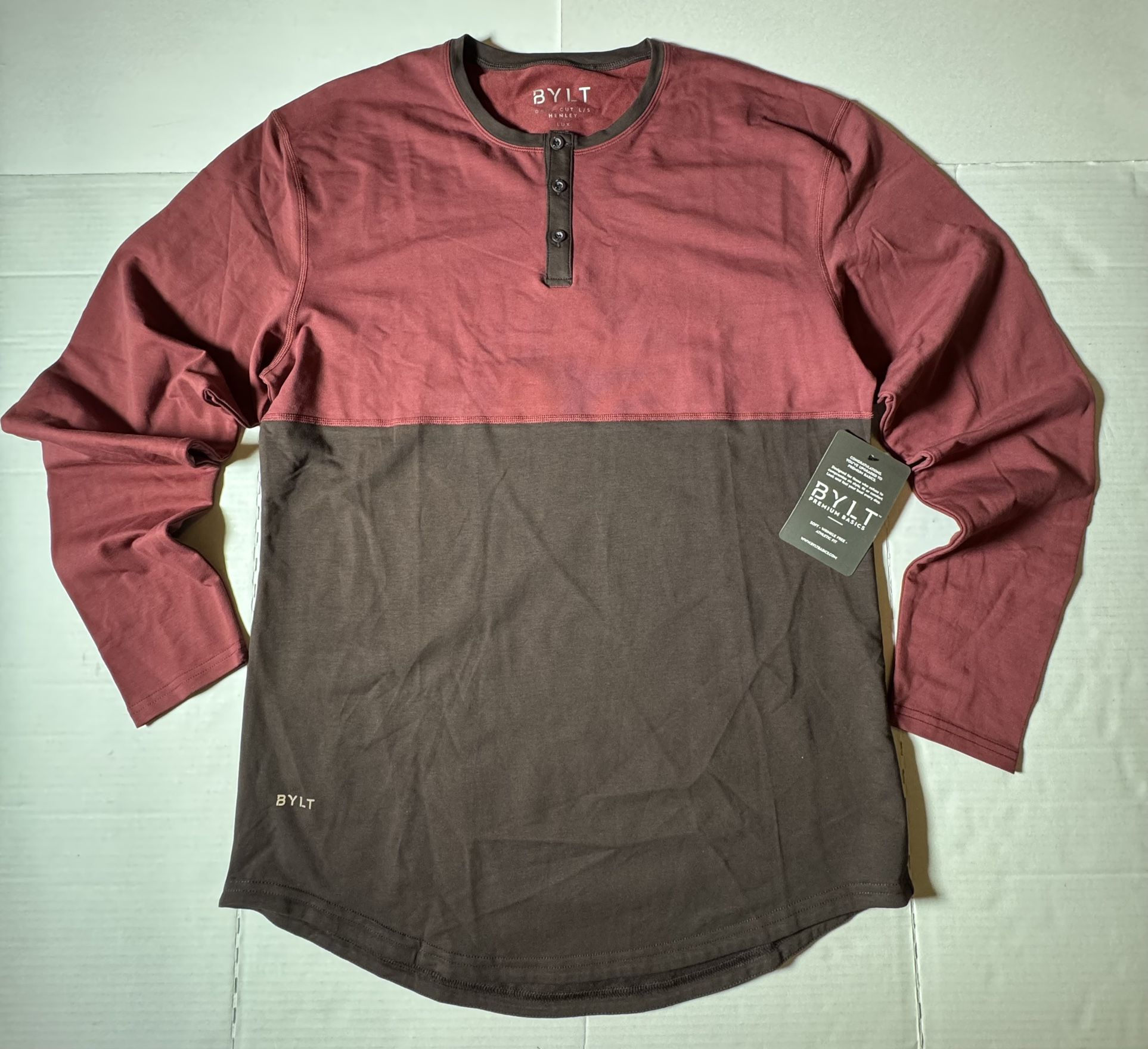 NWT  BYLT  Drop Cut  LS Henley LUX  3 Button  Long Sleeve  T Shirt Burgundy Red Brown  Men  Size Medium