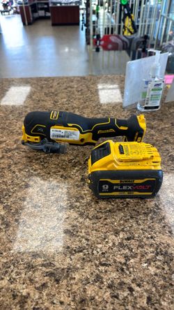 Tools Dewalt multitool dcs356