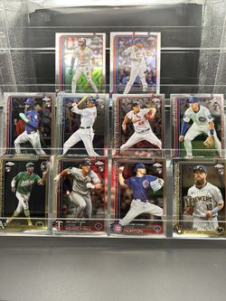 Topps Chrome 2025 Rookie Card Lot 9 Cards Clarke, Keaschall, Horton, Avans