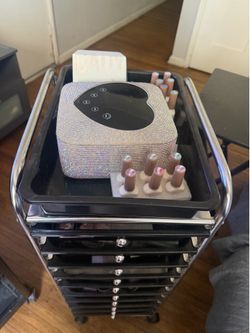 Nail cart with materials