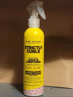 Strictly Curls Leave In Conditioners $5 each (Two Available)
Detangles and Defrizzes