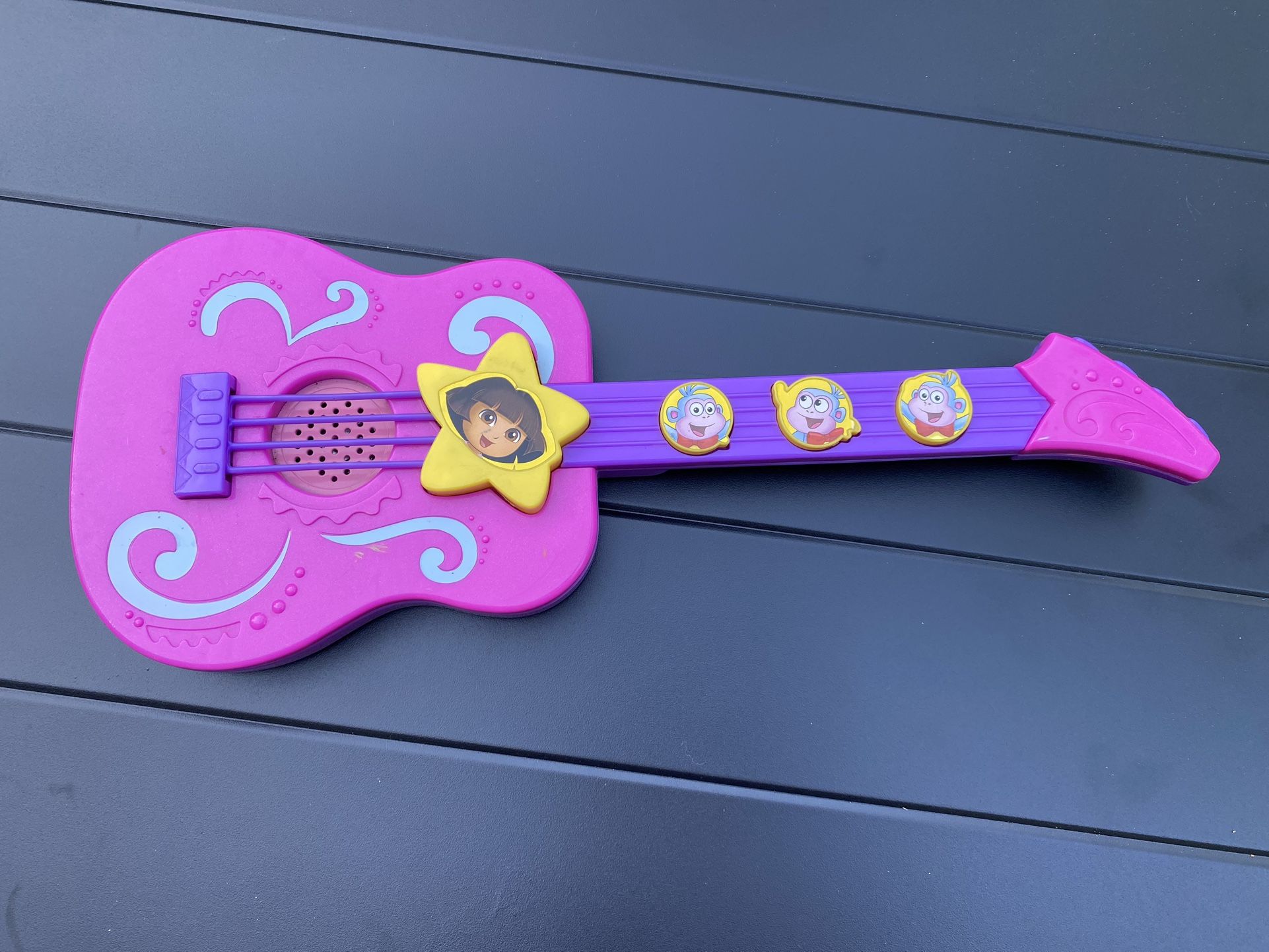 Fisher Price Dora The Explorer Strum Along Tunes Guitar Musical Instrument Works