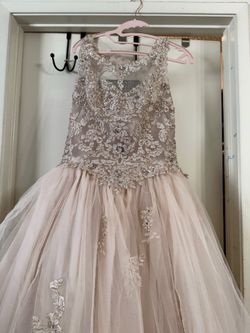 Quince dress size M