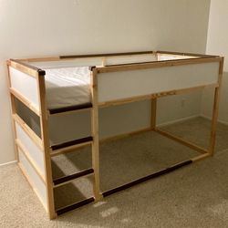 IKEA Kura Reversible Bed, White/Pine Twin