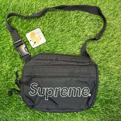 Blue Supreme Bag for Sale in Apopka, FL - OfferUp