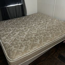 king bed and box springs