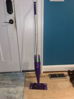 Swiffer wet jet with Gain scented liquid