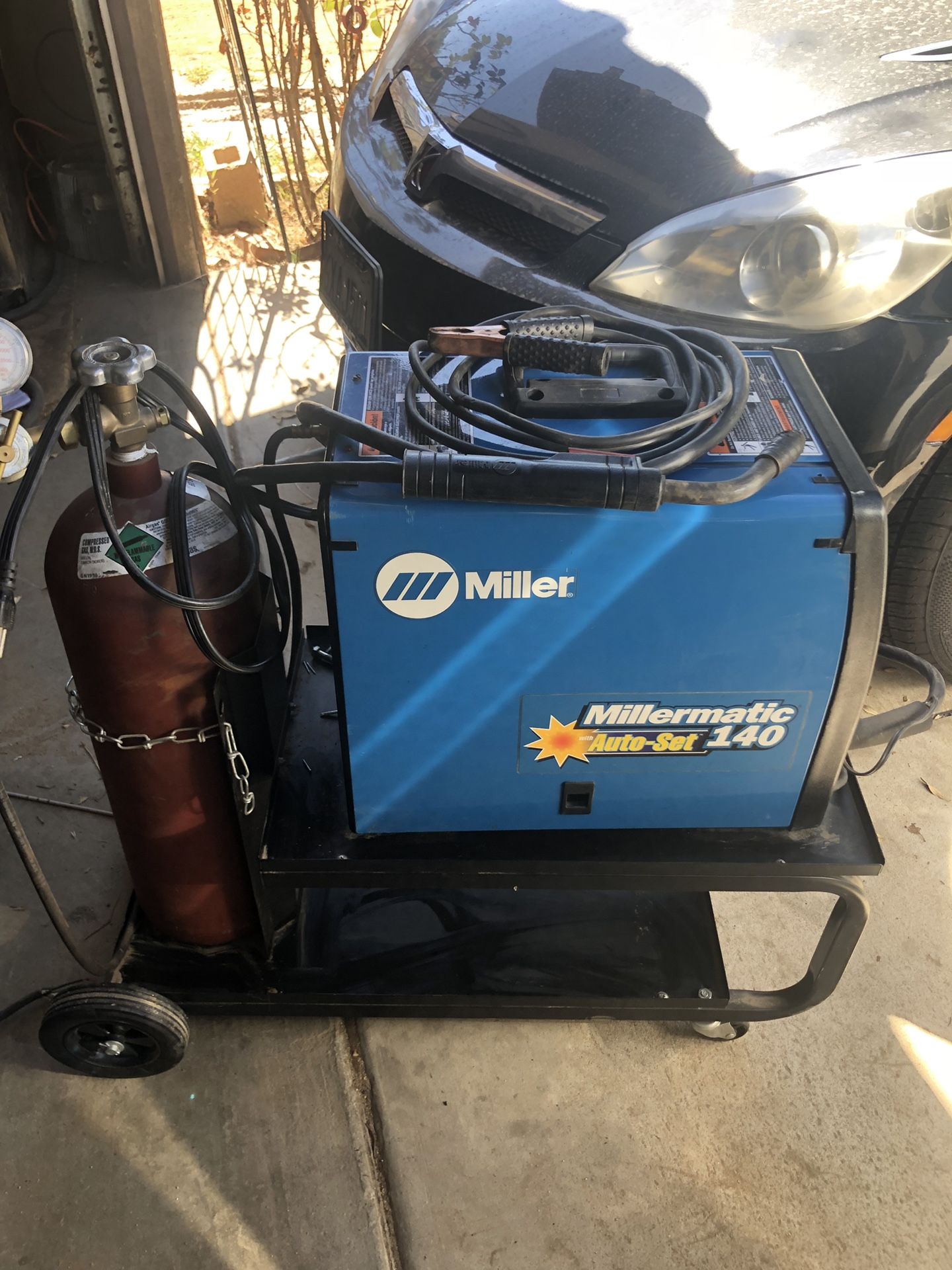 Miller Millermatic 140 autoset mig welder 120v Spool gun added for Sale