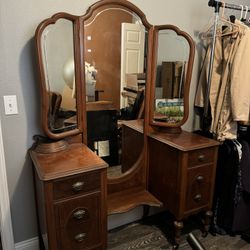 Antique Ladies Dresser