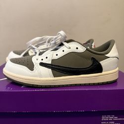 Travis Scott Jordan 1 Medium Olive 3Y