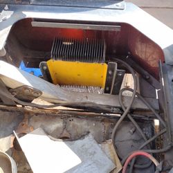 Columbia Su-5 Battery Charger