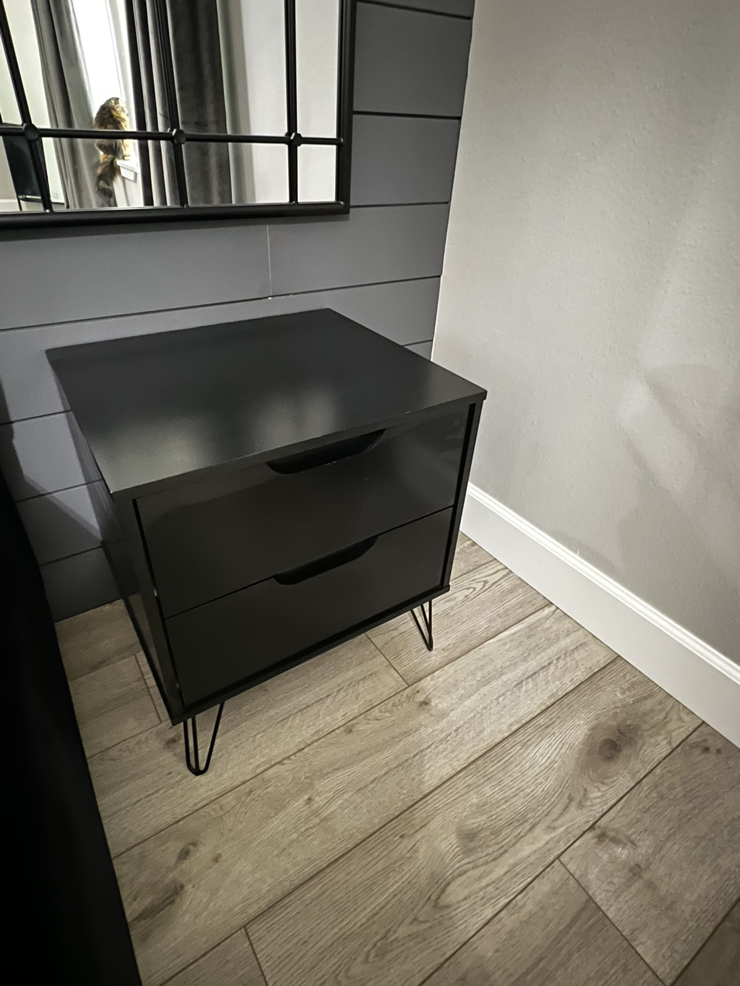 Hemby 2-Drawer Nightstands – Set of 2 (Black)