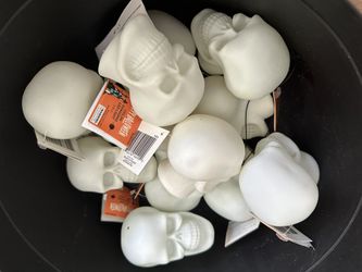 12Pc Happy Halloween Skull Color Changing LED Light 3.25” Tabletop Party Decor