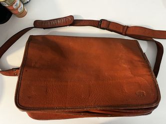 Buffalo Jackson Leather Large Messenger Bag
