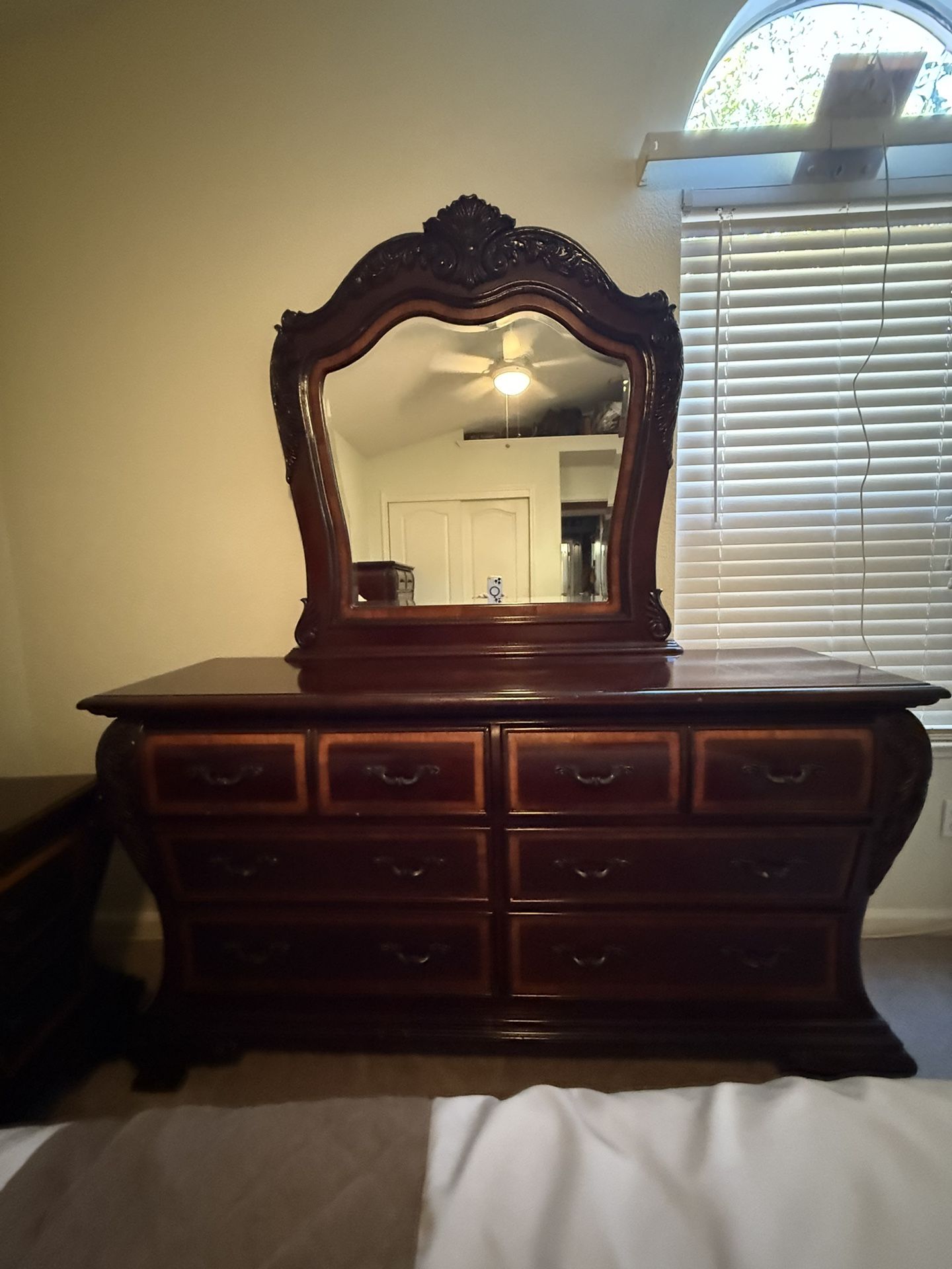 Bedroom set