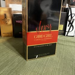 Very Good Girl Perfume 
