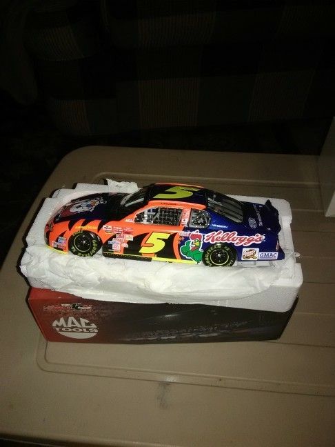 Die cast Nascar