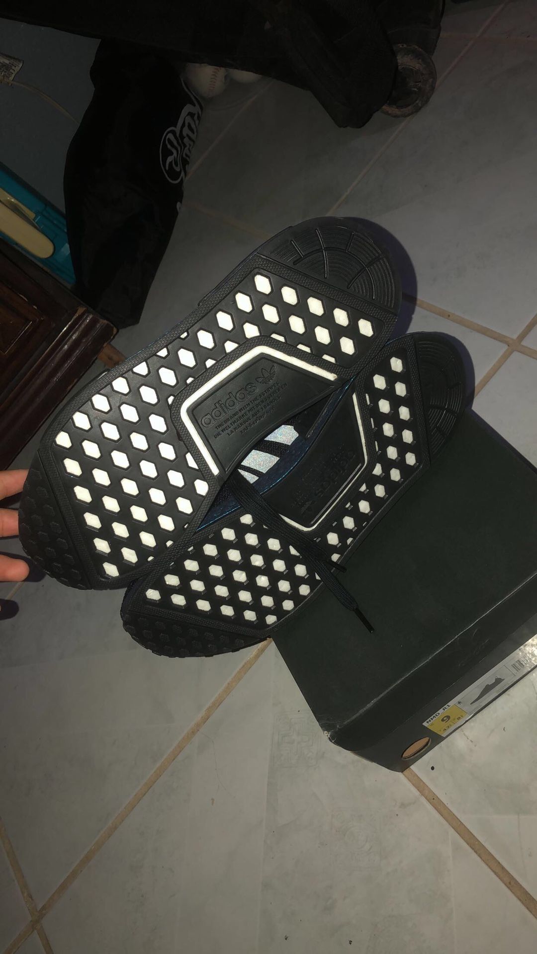 R1 Nmds goodbye gravity