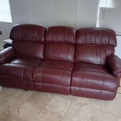 Leather Couch With 2 Recliners 