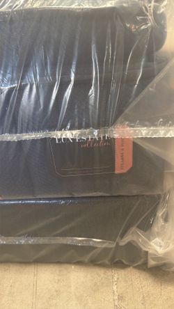Queen Stearns & Foster Lux Estate Pillow top