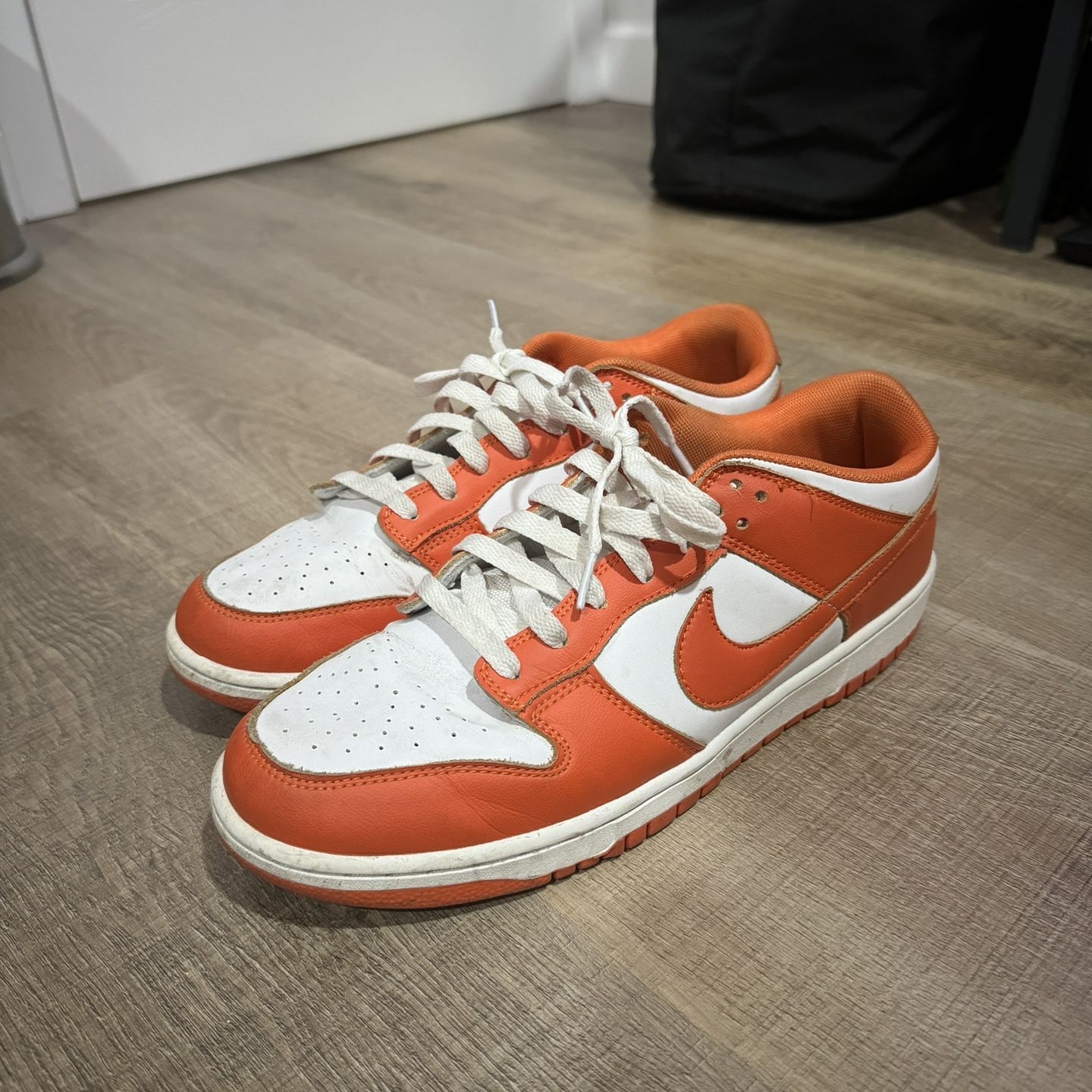 Nike Dunk Low SP Syracuse for Sale in Monterey Park, CA Nike Dunk Low SP Syracuse for Sale in Monterey Park, CA