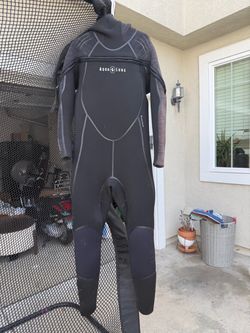 Aqua Lung Dive Wetsuit 8/7 - moving sale