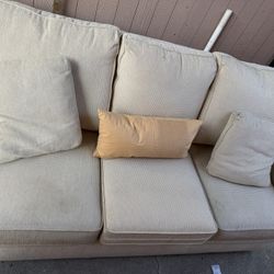 Modern 3 - Seater Chenille Upholstered Sofa, sofa Couch With Round Arms For Living And Bedrooms