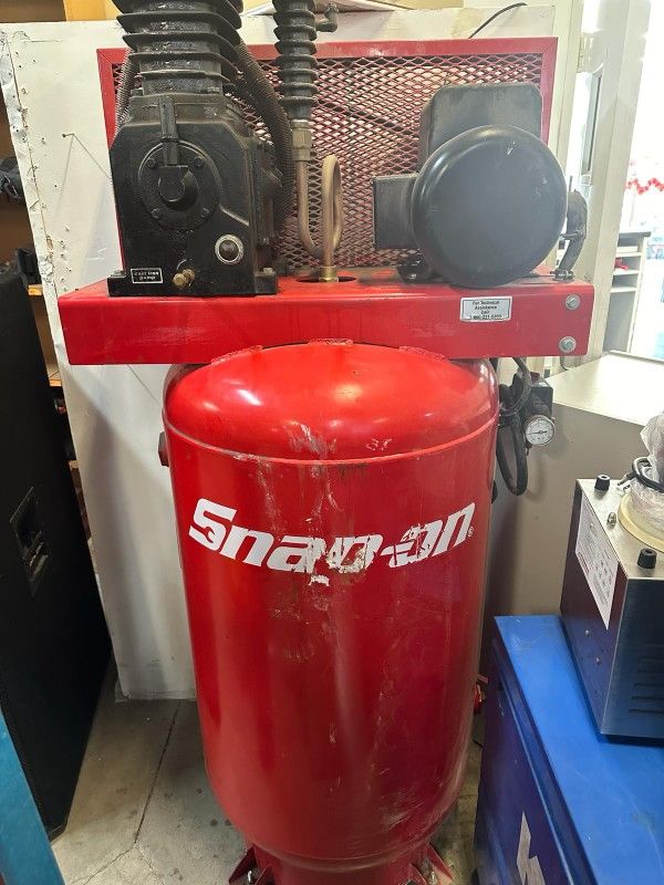 SNAP ON COMPRESSOR 