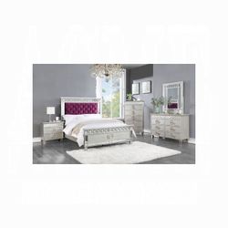 Frame Full Burgundy Velvet, Silver Mirrored finish. New Especial price 
