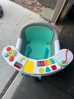 Baby sit up chair