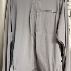 Vuori. Men Wind Breakers Light Weight Jacket  Size Medium 