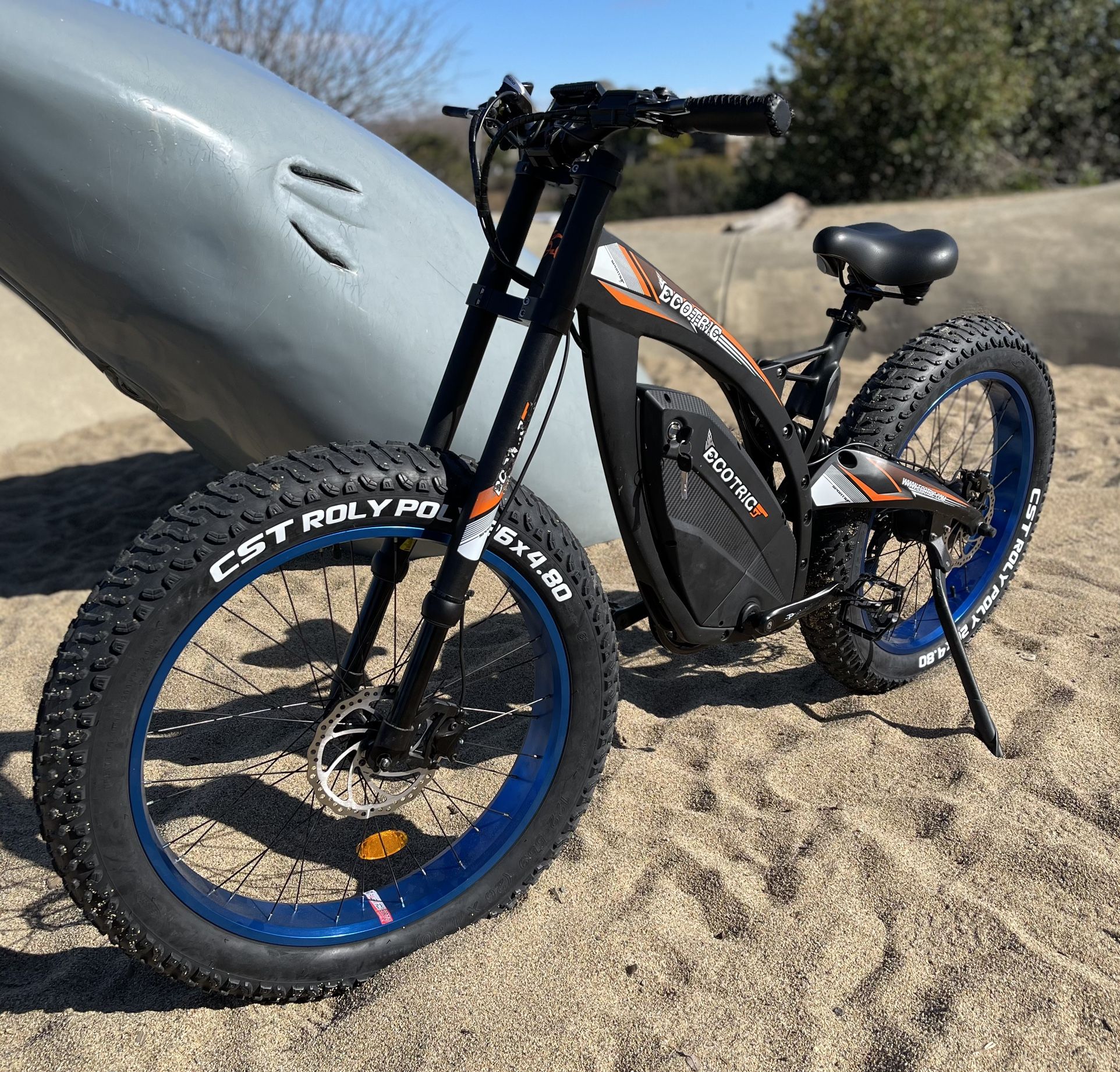 Open Box Ecotric Bison 26” Super Fat Tire Electric Bicycle