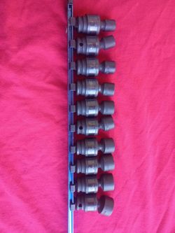 CR-MO Impact Socket Set on Rail
