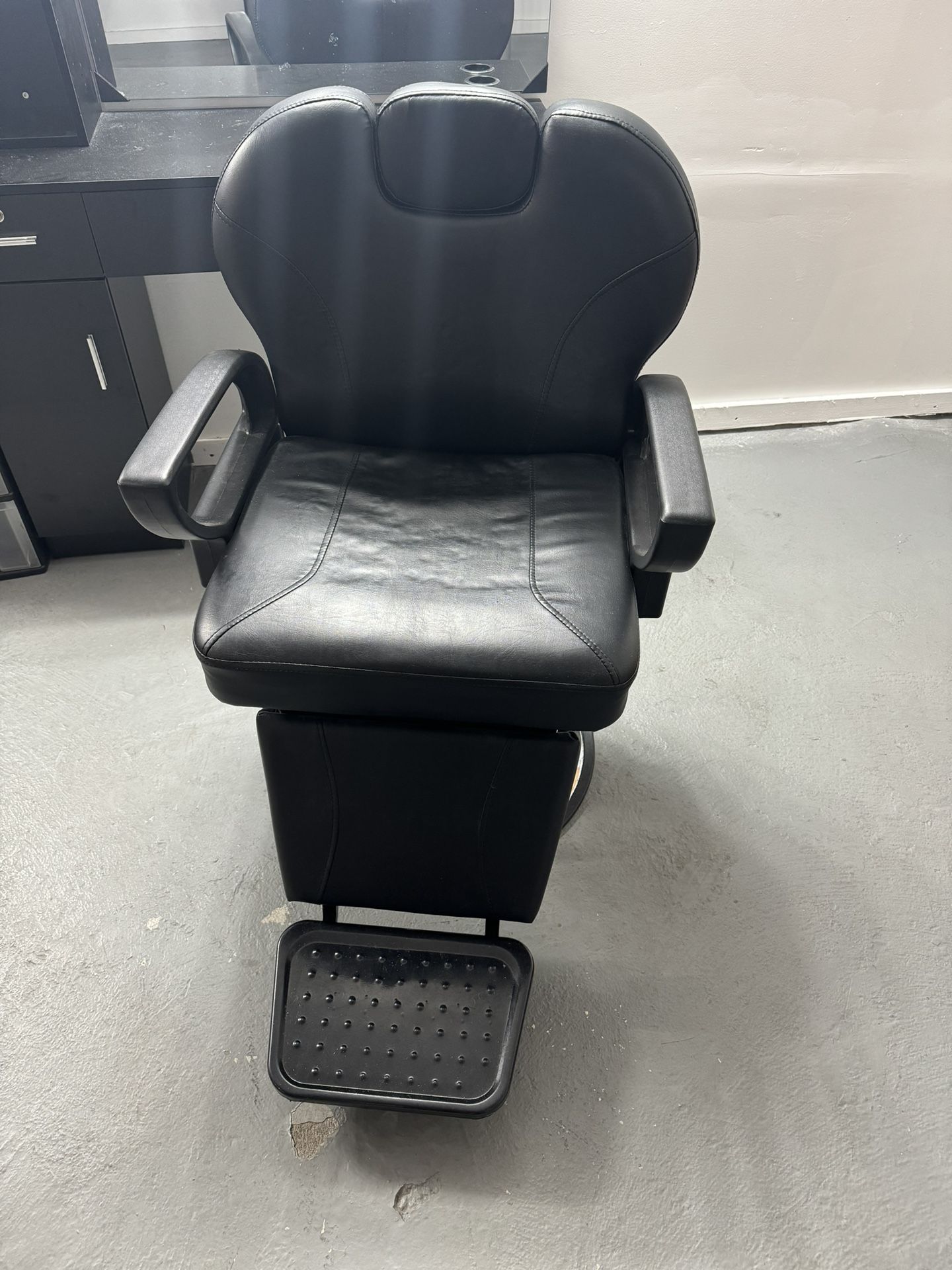 Barber Chair