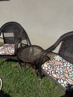 Outdoor chair set $20