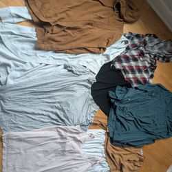 Women Nursing Tops - XL (lot of 7)