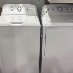 GE washer and dryer set