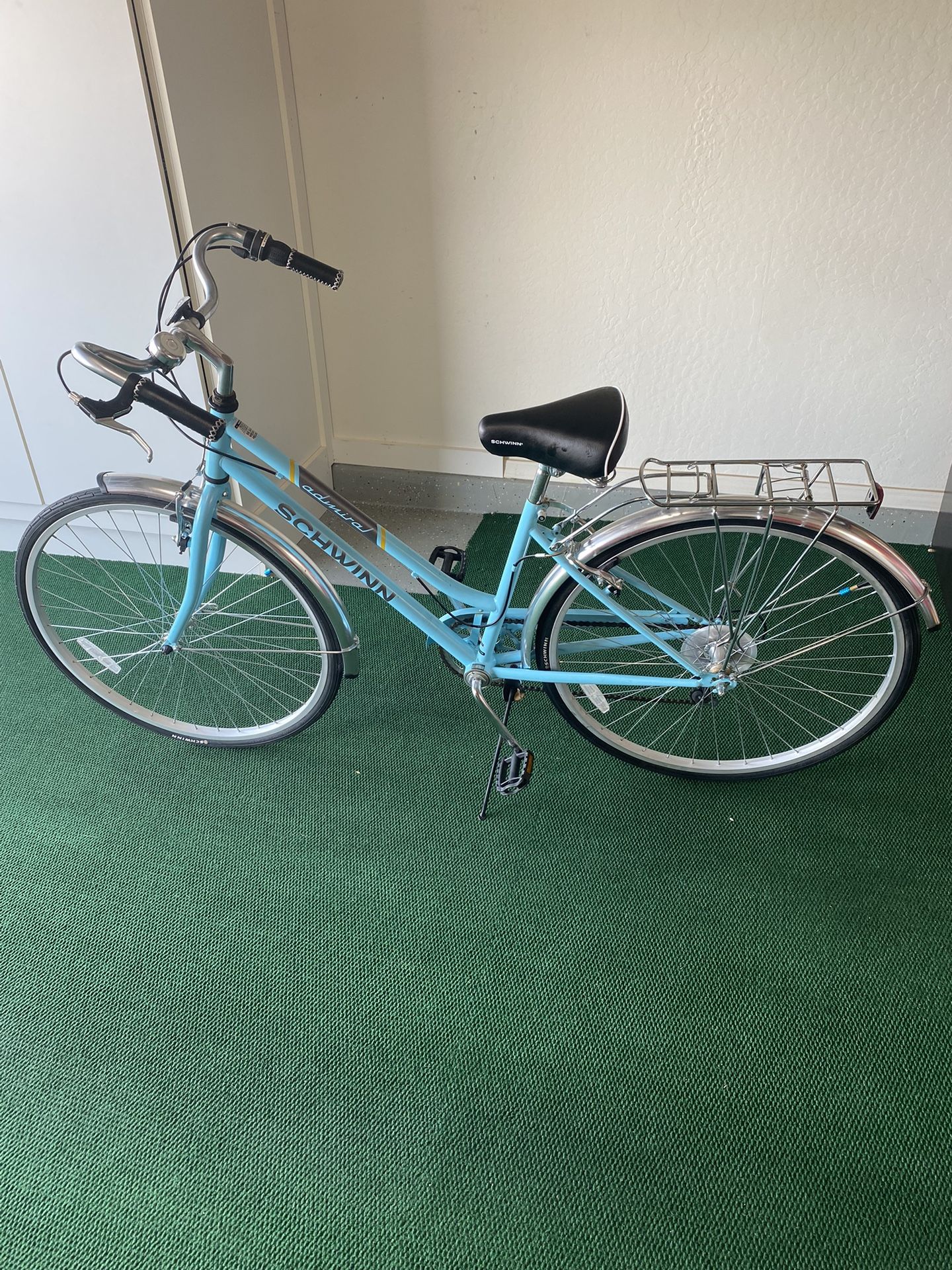 Schwinn Admiral Lady’s Bike