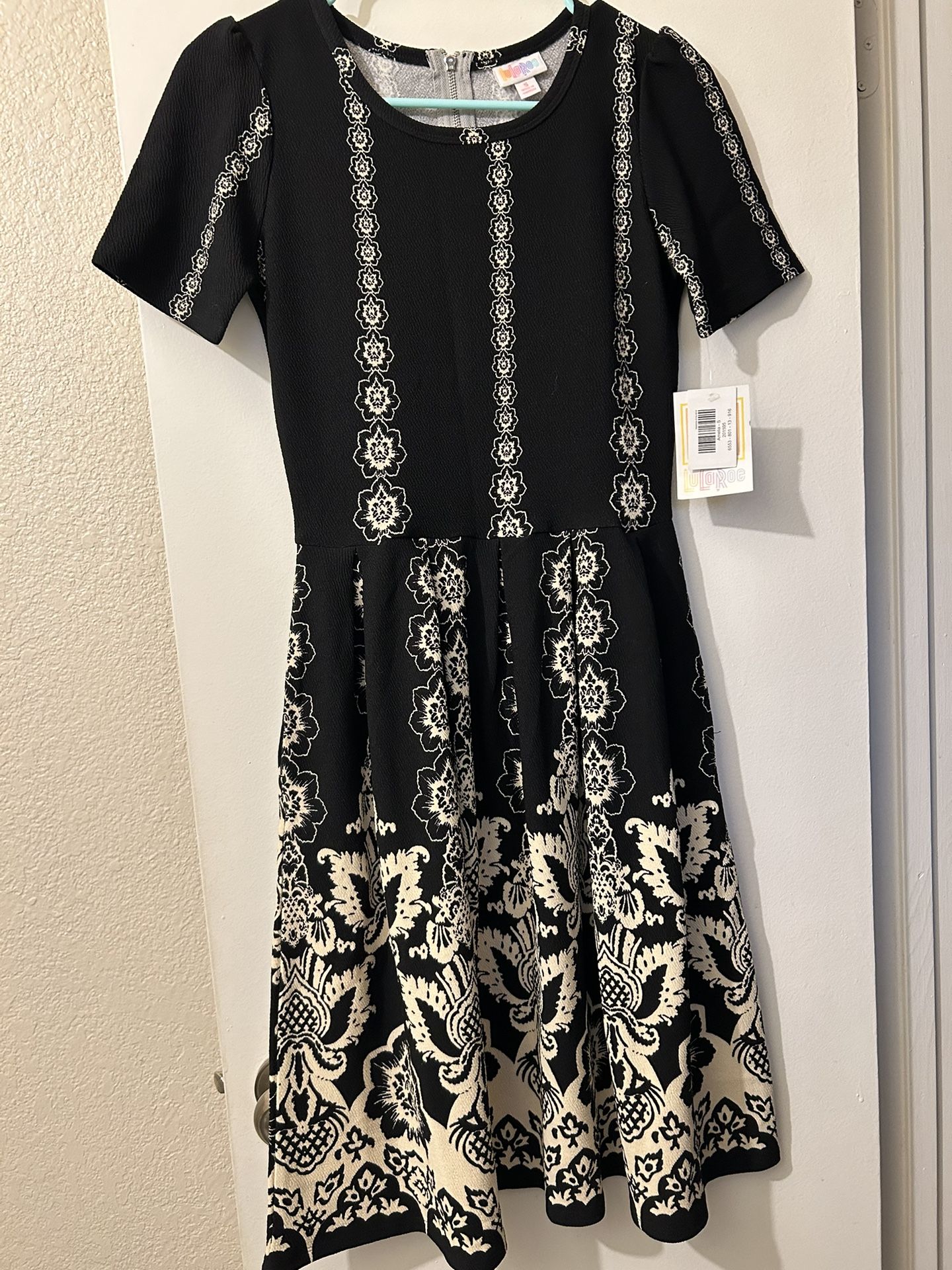 Lularoe Amelia Dress