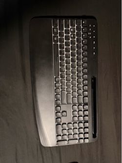 Bluetooth keyboard and mouth