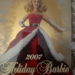 20007 Holiday Barbie 