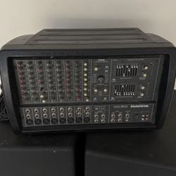 Mackie 808 S Powered Mixer 