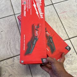 Milwaukee M12 Copper Cuter 