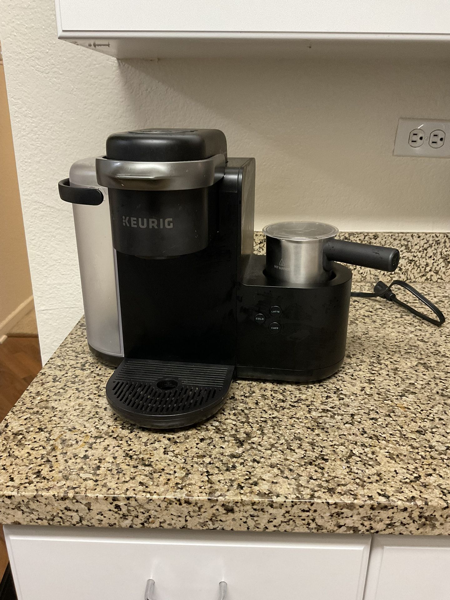 Keurig K-Cafe Single Serve Latte/Cappuccino Maker