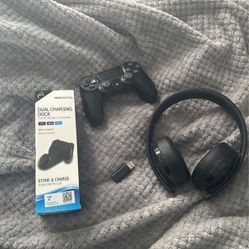 Ps4 accessories 