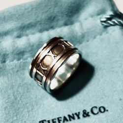 Tiffany & Co. Atlas Ring AUTHENTIC VINTAGE