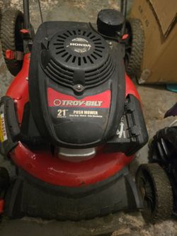 Honda Troy-Bilt Mower